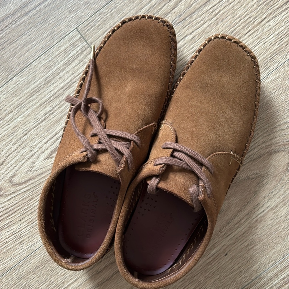 Men’s Clarks Originals brown suede size 10